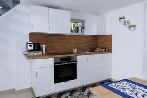 Private kitchen - La Dimora dello Stretto - Reggio Calabria Apartments (Reggio Calabria)