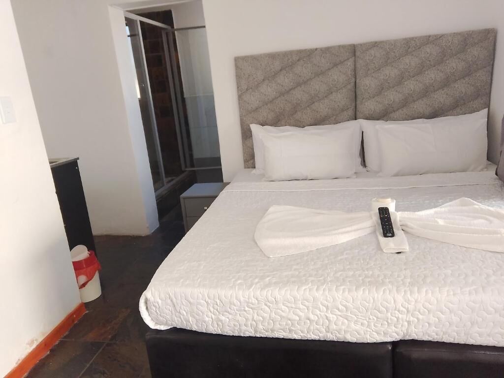Standardzimmer, 1 King-Bett, eigenes Bad, Gartenblick | Kostenloses WLAN
