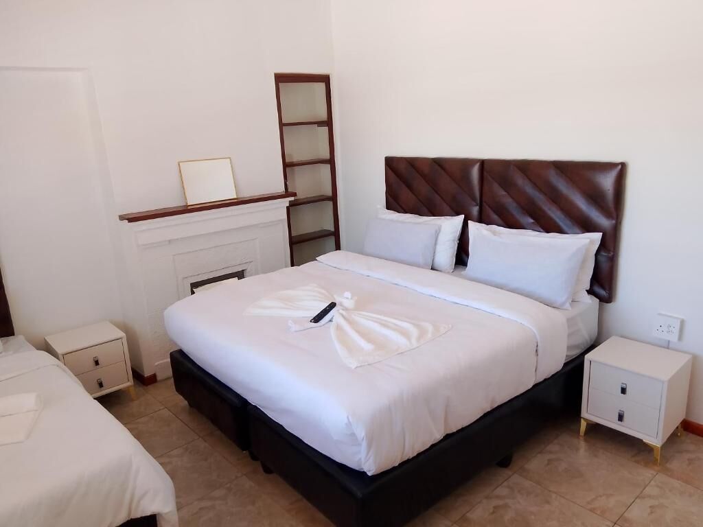 Familien-Vierbettzimmer, Stadtblick | Kostenloses WLAN
