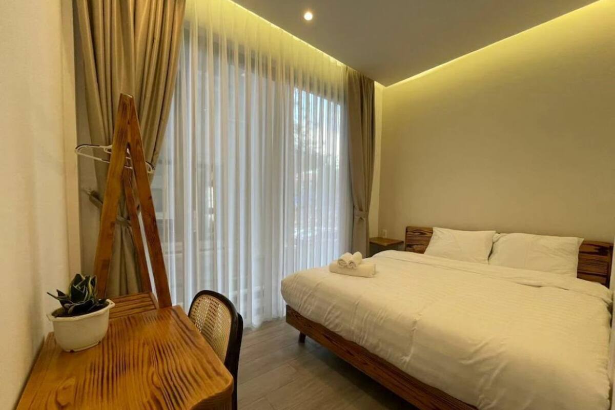Desk, blackout curtains, iron/ironing board, free WiFi