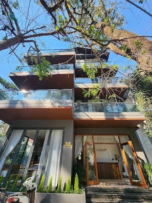 Front of property - HAKU Boutique Hotel Da Lat - Ly Tu Trong (Da Lat)