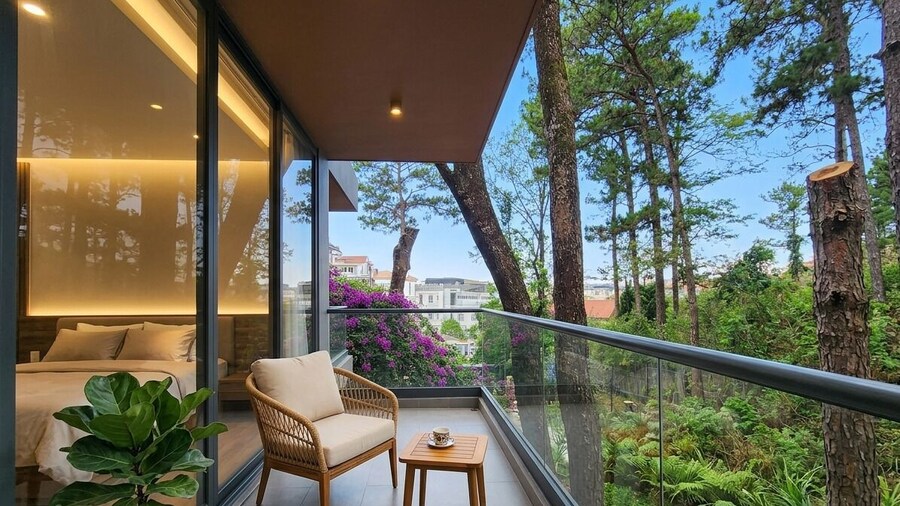 HAKU Boutique Hotel Da Lat - Ly Tu Trong