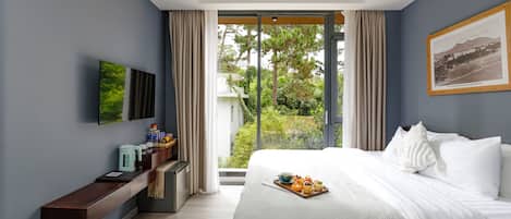 Superior Double Room, Garden View