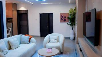 Deluxe Apartment | Living area
