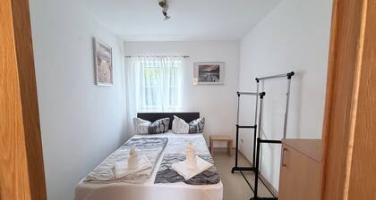 Holiday Home 'Zentrale Altbauwohnung' with Wi-Fi