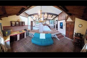 Living area - Jade Amor. (San Marcos La Laguna)