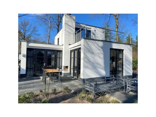Villa in Arnhem With Terrace