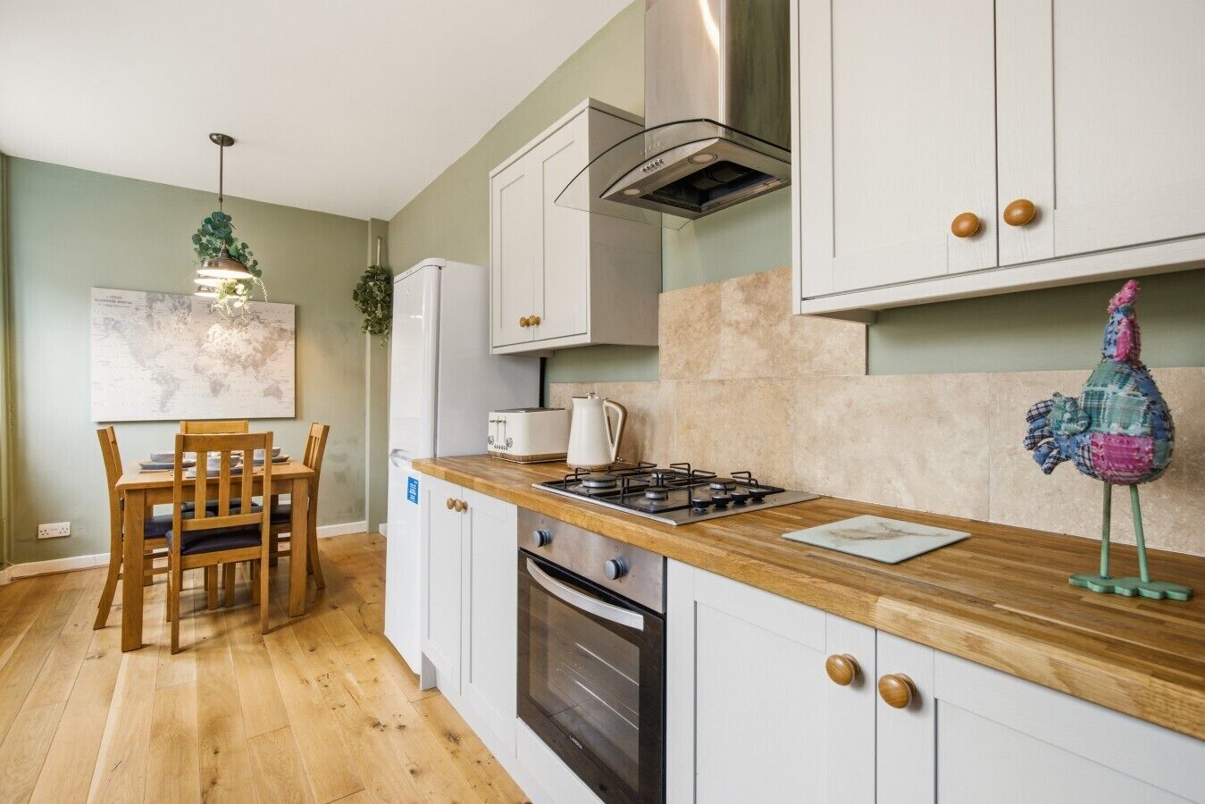 Coffee/tea maker, fridge, oven, toaster