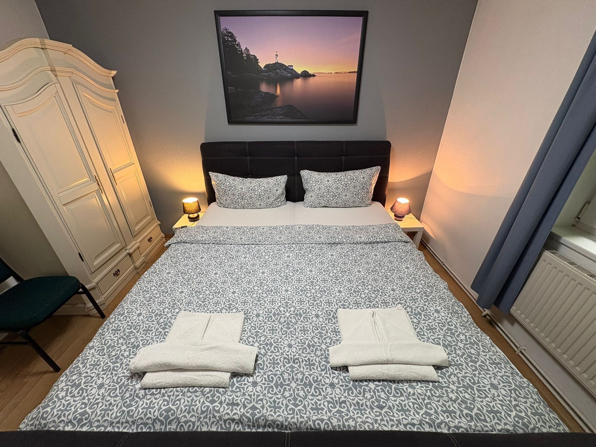 Bügeleisen/Bügelbrett, Reisekinderbett, Bettwäsche