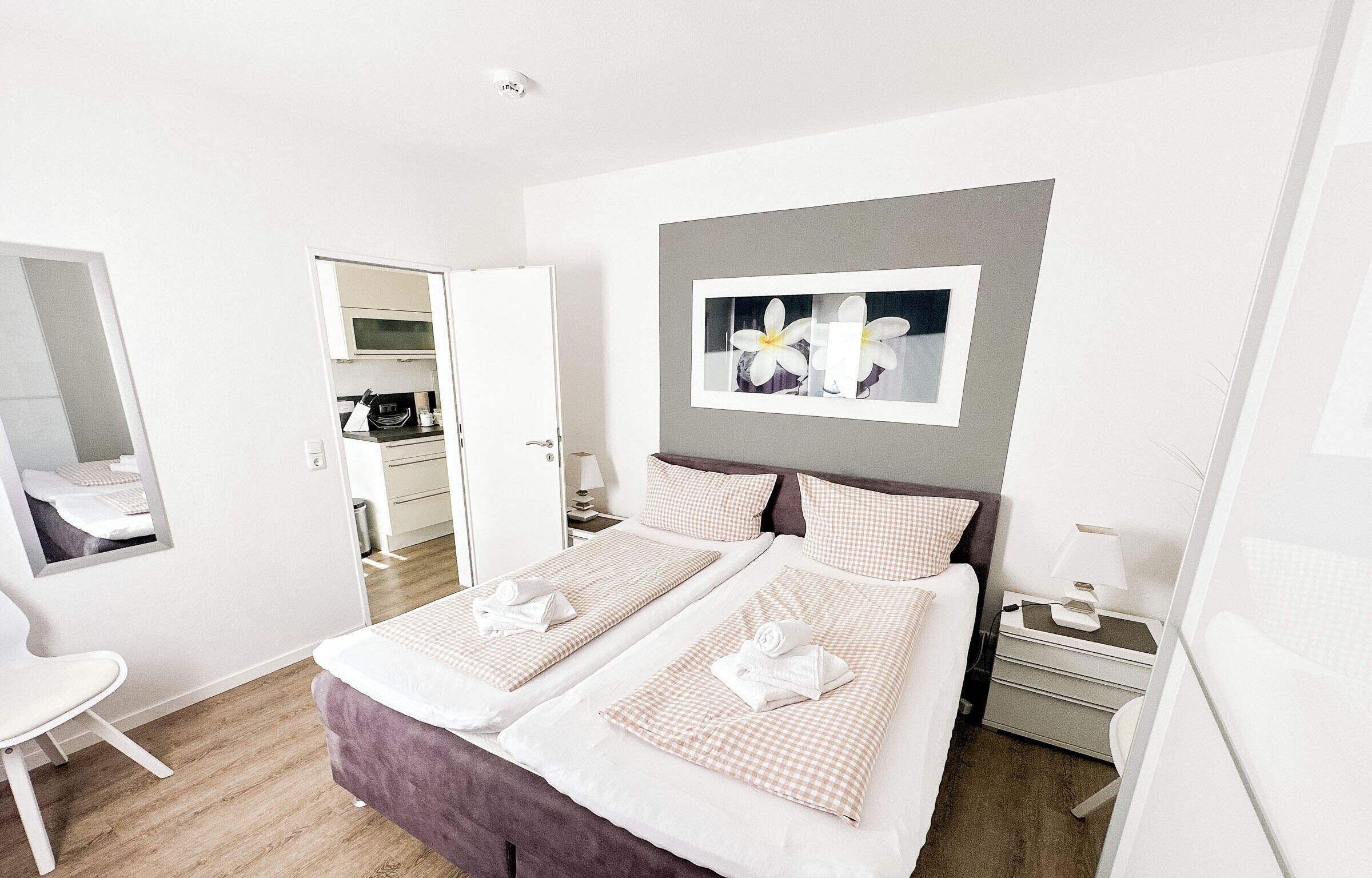 2 bedrooms, iron/ironing board, free WiFi
