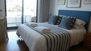 2 bedrooms, iron/ironing board, WiFi (free), bed sheets