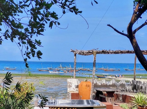 Shiri beach resort