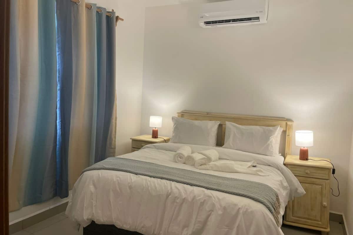 Deluxe Bungalow, Bay View | In-room safe, desk, laptop workspace, iron/ironing board