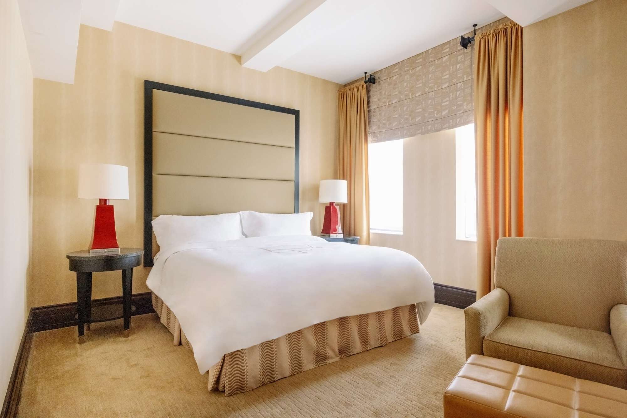 1 bedroom, desk, bed sheets