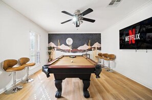 Spielezimmer