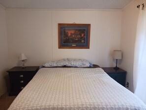 Room - At the base of Baldy Mountain, this low-key home is cozy and peaceful. (Cornell)
