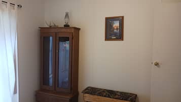 3 dormitorios, cuna de viaje, wifi gratis y ropa de cama
