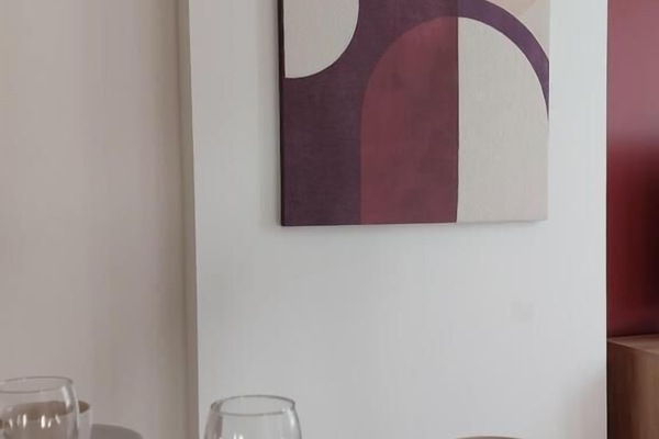Comfort Apartment | Dining
