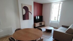 Comfort Apartment | Ruang tamu