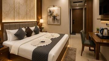 Single Room, Balcony, City View | Desk, laptop workspace, free WiFi