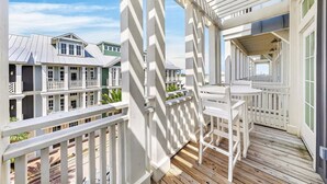 Unclassified image, 3 of 41, button - New 2 bed/2 bath condo in the heart of Cinnamon Shore North. (Port)