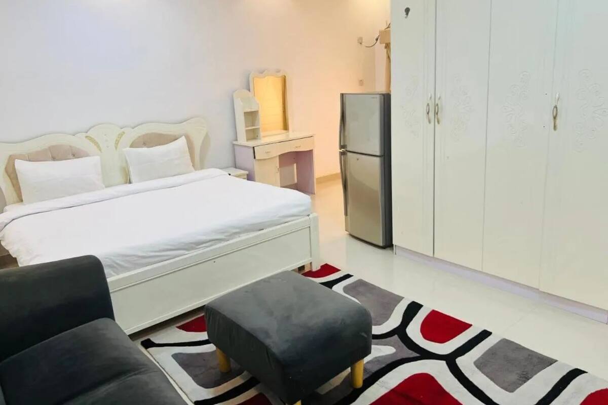 Junior Apartment, 1 Bedroom | In-room safe, laptop workspace, WiFi (free)