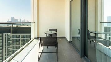 Apartament Deluxe, balcó, vistes a la piscina | Terrassa o pati
