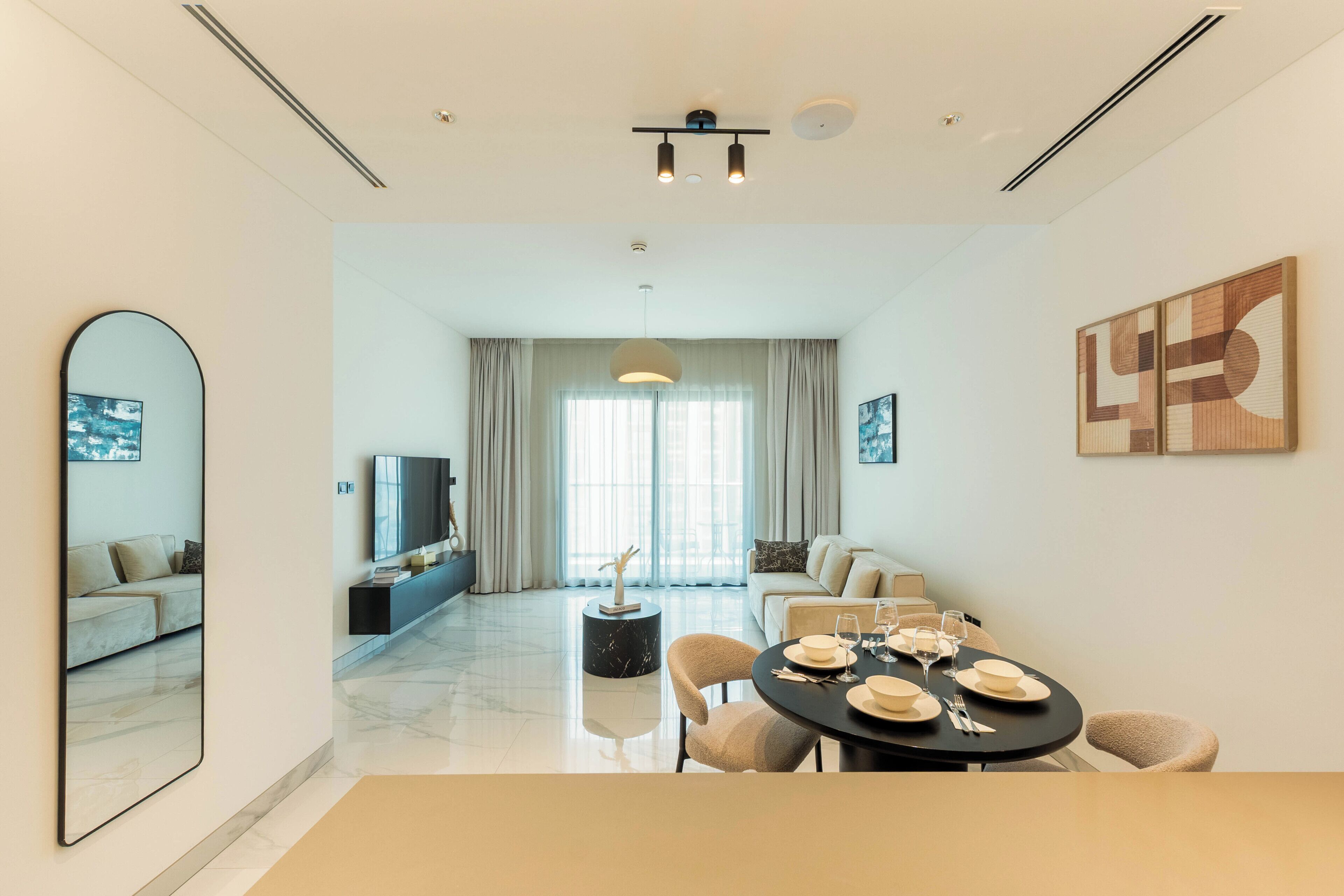 Deluxe Apartment, Balcony, Pool View | In-room dining