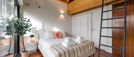 Huoneisto (Two-Bedroom Apartment with Terrace) | Ulkopuoli