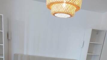 Comfort Apartment | Iron/ironing board, free WiFi, bed sheets