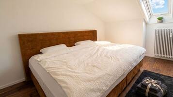 4 Schlafzimmer, Bügeleisen/Bügelbrett, WLAN, Bettwäsche