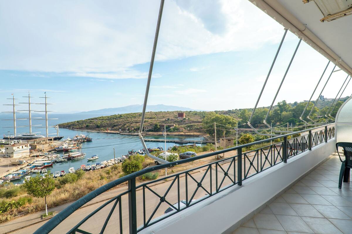 Apartamento junior, vistas al mar | Escritorio, espacio para trabajar con un portátil, wifi gratis