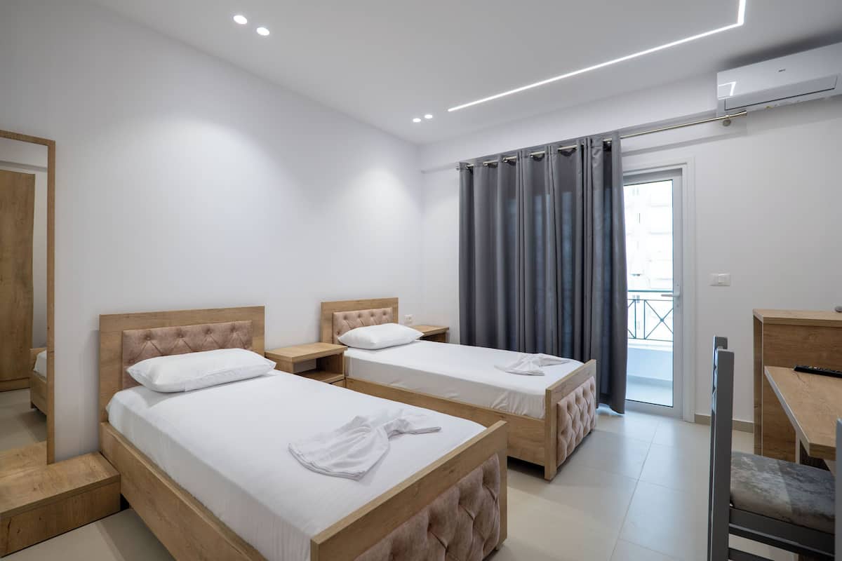 Habitación Confort con 2 camas individuales, vistas al mar | Servicio de la habitación