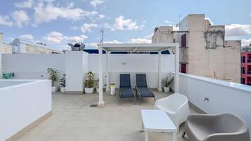 Apartment (Apartment with Terrace)