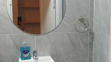 Leilighet, 1 soverom | Bad