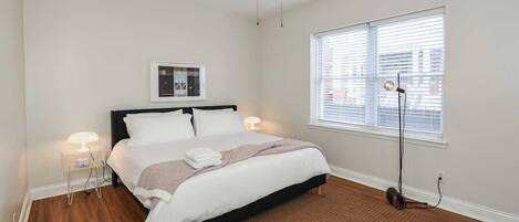 2 bedrooms, WiFi (free), bed sheets