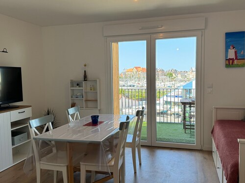 Modern apartment, pets allowed - 4 guests