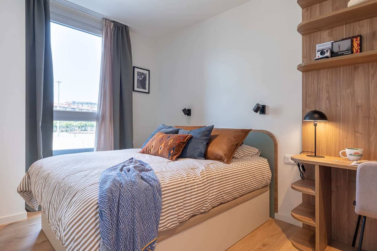 Comfort Apartment | Desk, laptop workspace, free WiFi