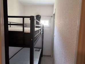 1 Schlafzimmer