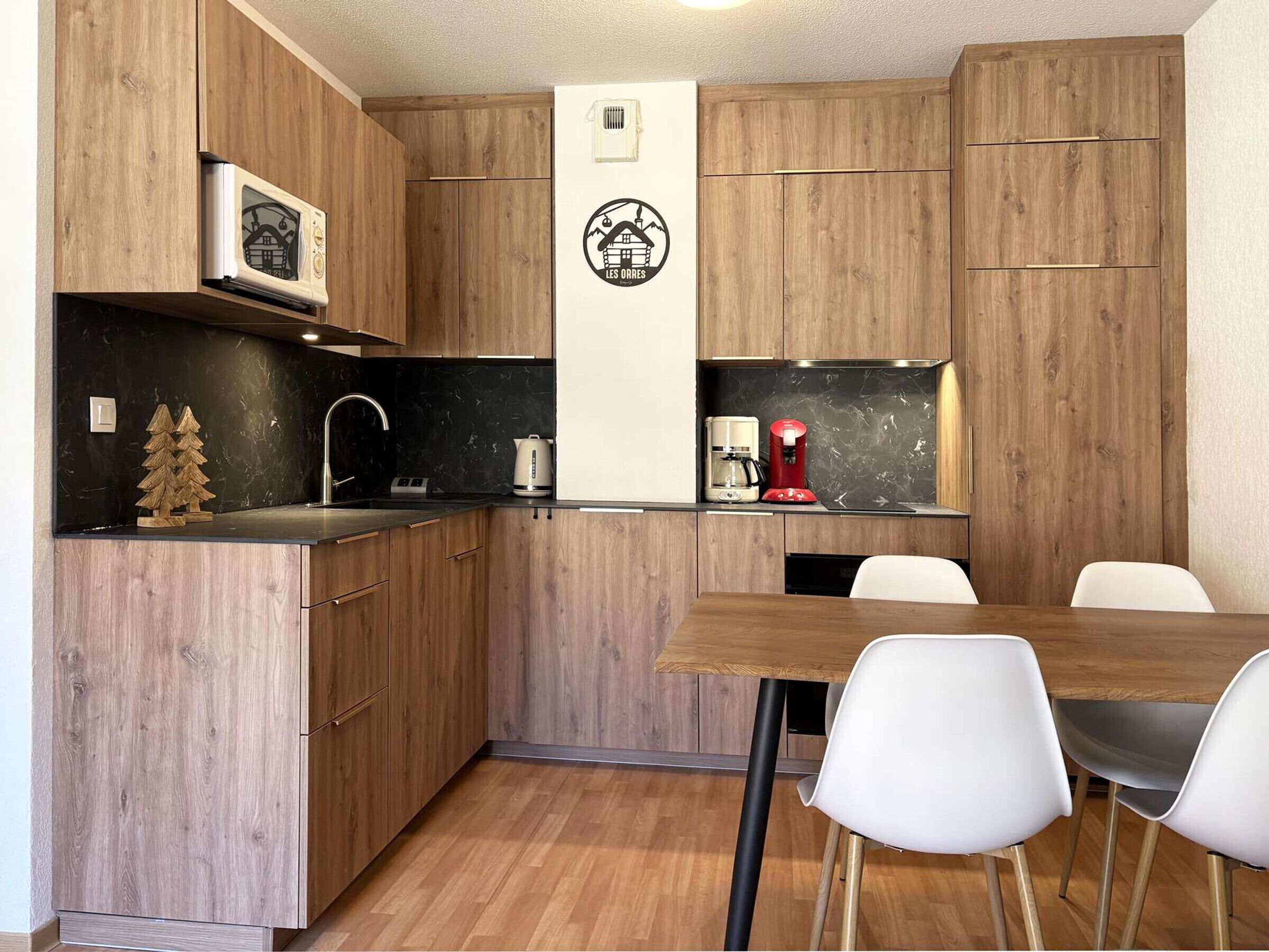Fridge, microwave, dishwasher