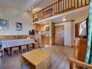 Dining - Ski-in/Ski-out apartment - 8 guests (Val-d'Isère)