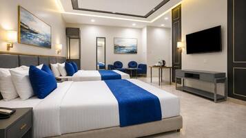Hypo-allergenic bedding, in-room safe, blackout curtains, soundproofing