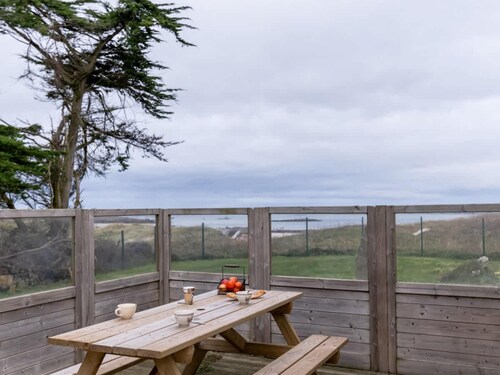 Magnificent Beach House for 6