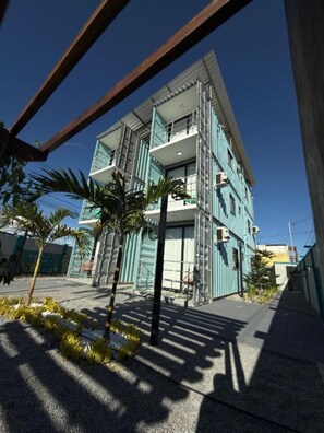 Exterior - RioVale Container Lofts (Petrolina)