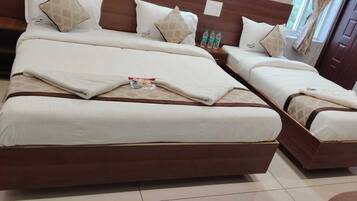 Deluxe Triple Room | Free WiFi