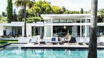 Villa | Pool
