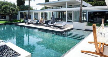 Exceptional Villa With Pool 5br/10p - Mougins