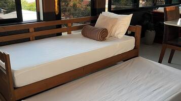 1 bedroom, WiFi, bed sheets