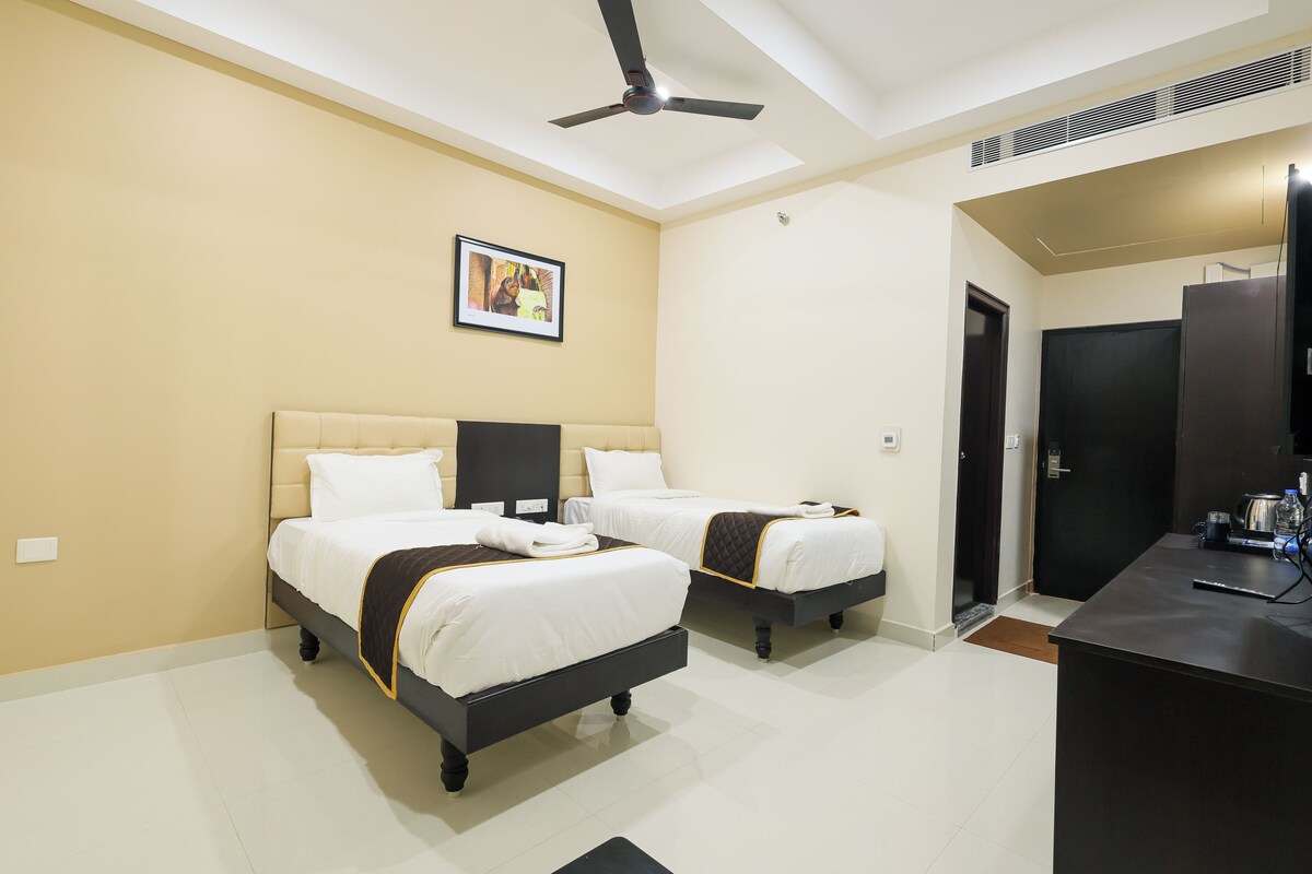 Executive Twin Room, City View | Free WiFi