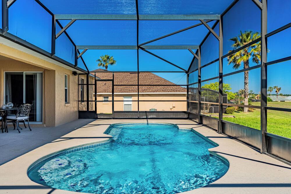 Renovated 4BR Villa with Private Pool